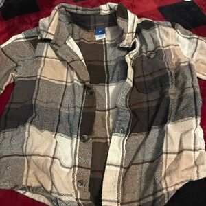 Pleaded button down shirt for toddler